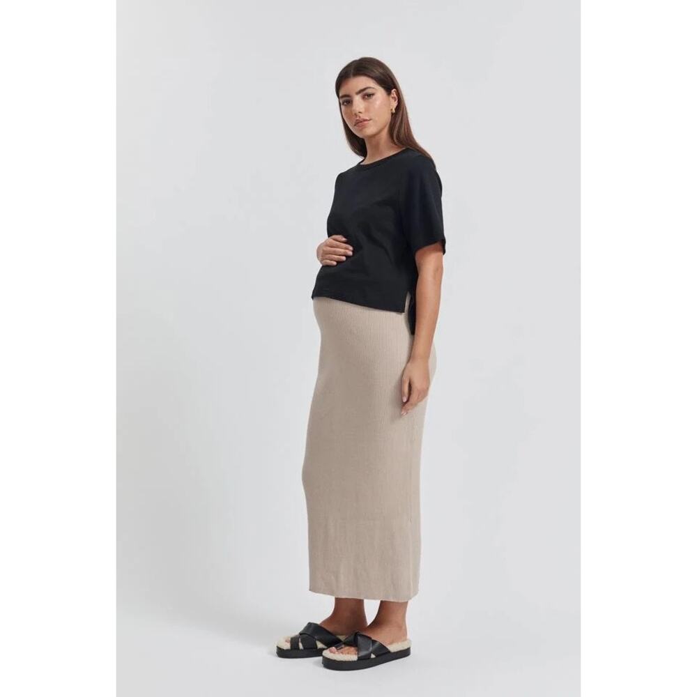 Elegant Beige Maxi Skirt